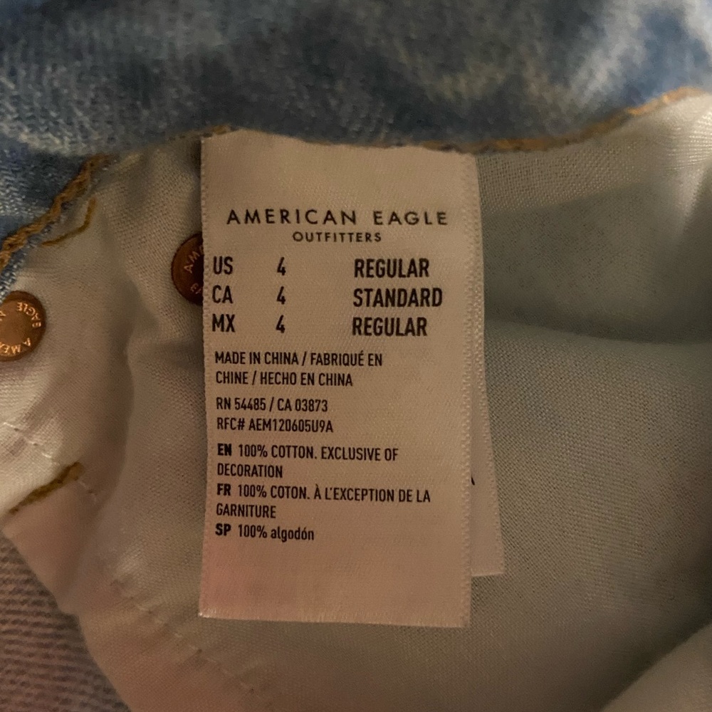 American Eagle ripped straight jeans - Picture 3 of 6